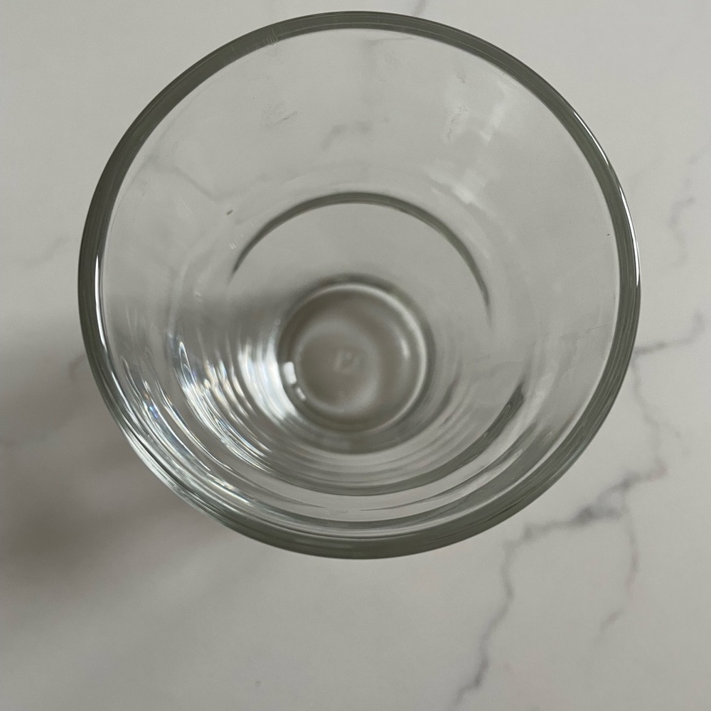 Nespresso glass Shaker with Aqua (silicone) Lid - Picture 3 of 5
